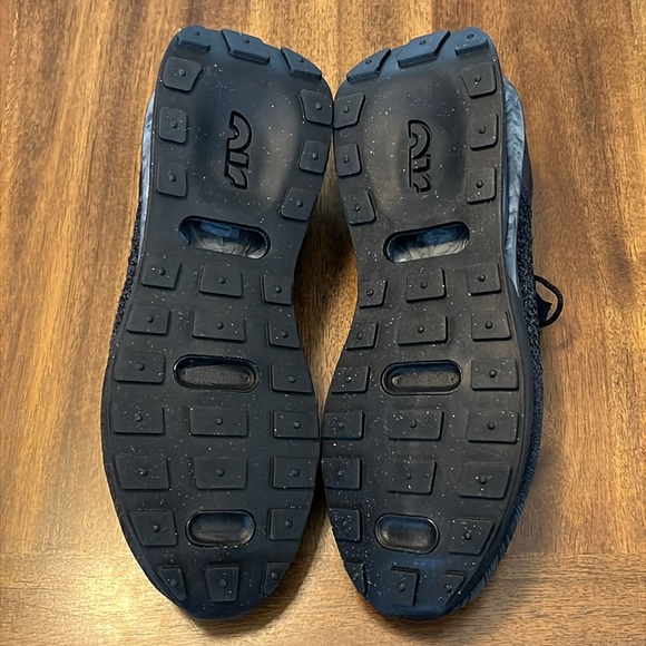 Nike Air Max Flyknit Racer Triple Black Size 7 Mens Shoes FD2764-001 - Picture 11 of 13